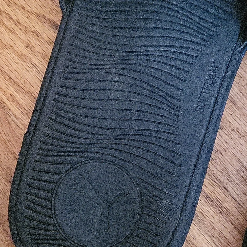 Puma Slides - Picture 6 of 7